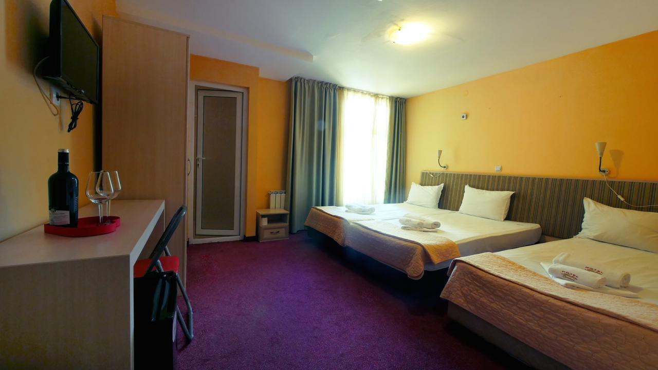 Hotel Alabin Central Sofia Ngoại thất bức ảnh